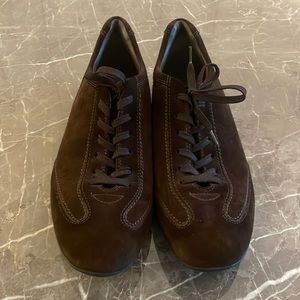 Tod’’s suede sneakers
